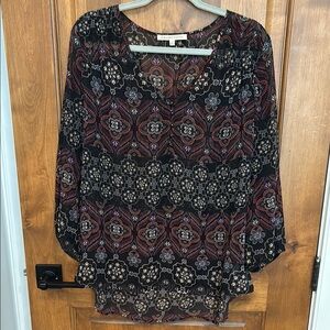 Women's Black Floral blouse